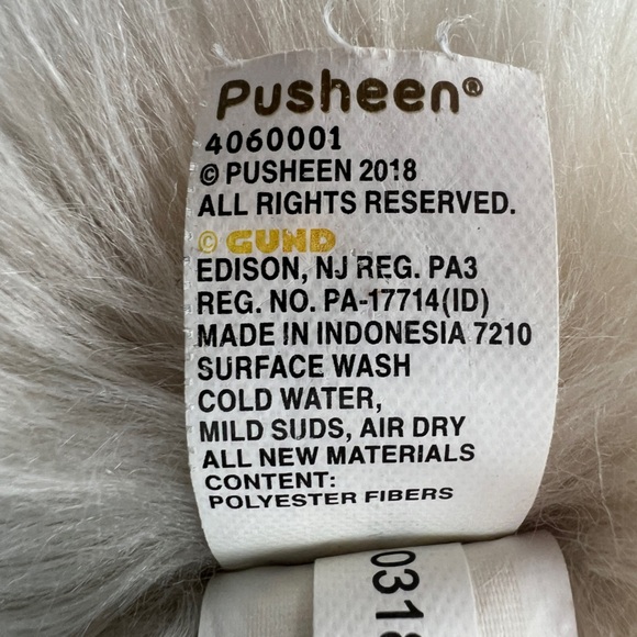 Gund Pusheen POM KEYCHAIN Plush Backpack Clip 4-Inch Cat Kitty 2018 - Picture 3 of 9